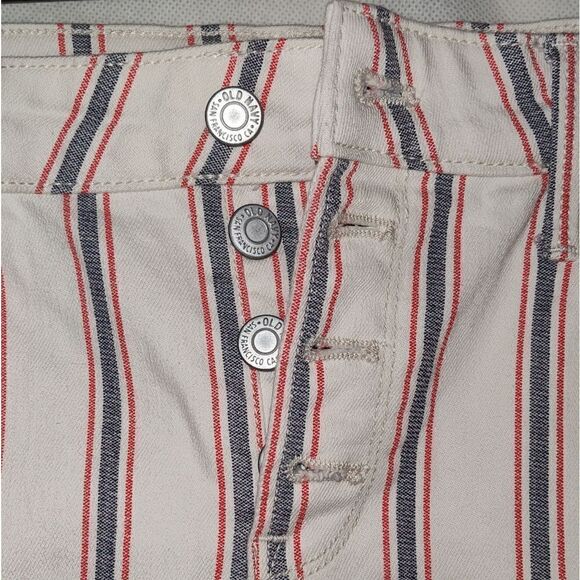Old navy Mid-Rise White Blue Stripe Button-Fly Shorts for Women 5" Size 8 NWT - Picture 1 of 10